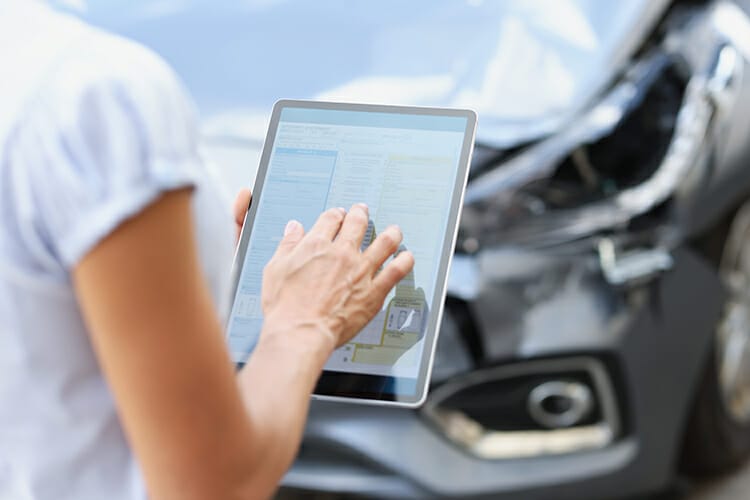The Top 5 Signs You Should Hire a Truck Accident Lawyer in California